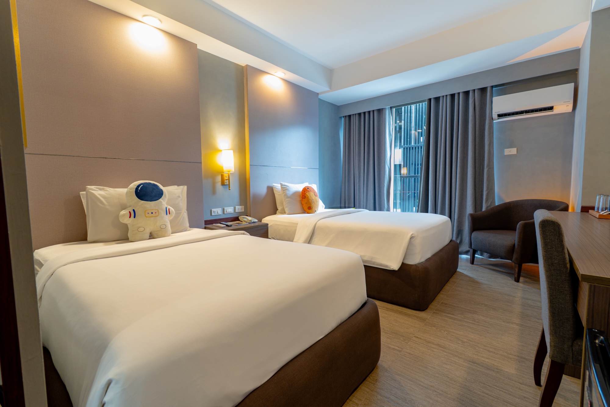 Deluxe Twin Room