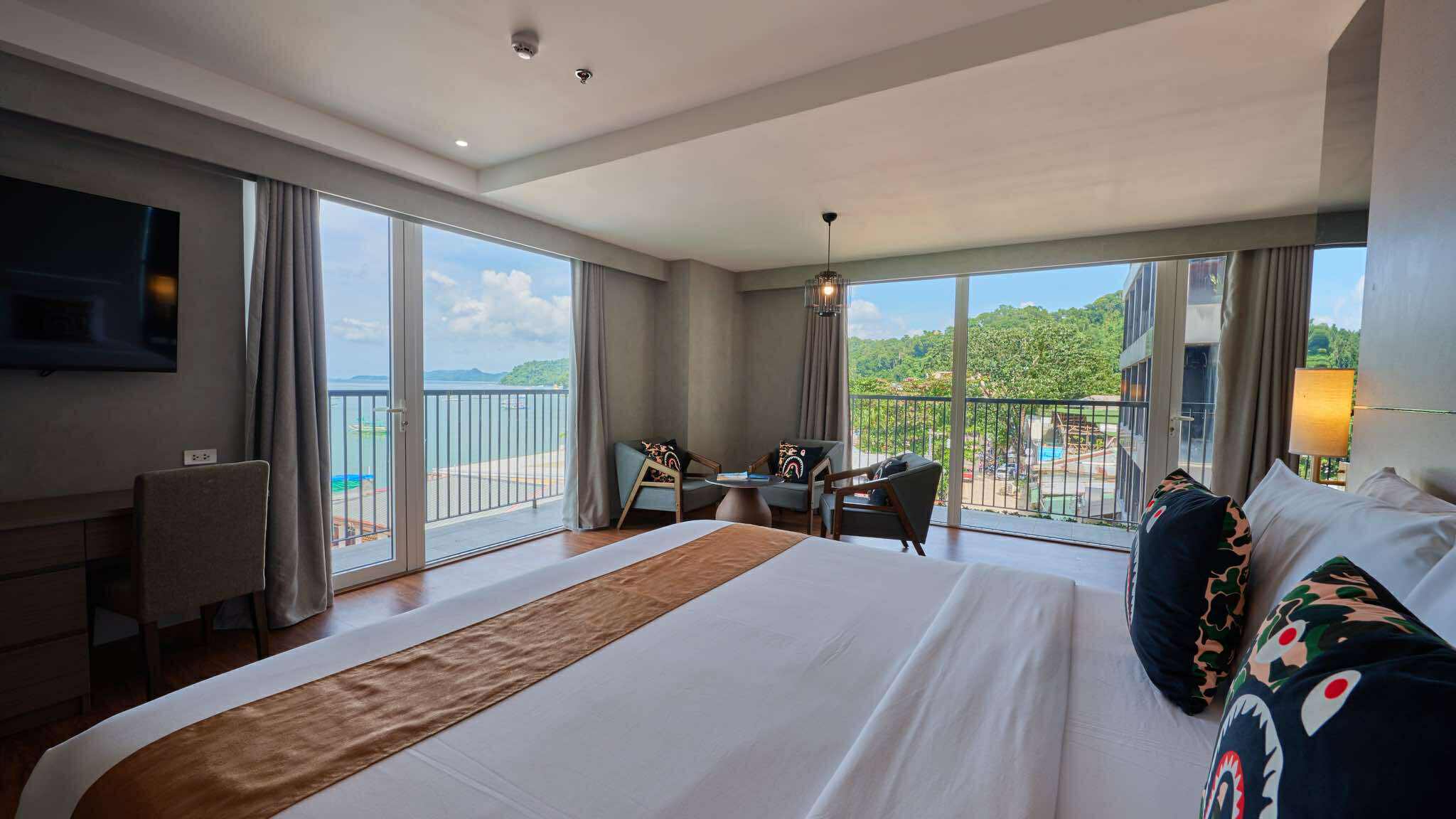 Executive Suite with Ocean View